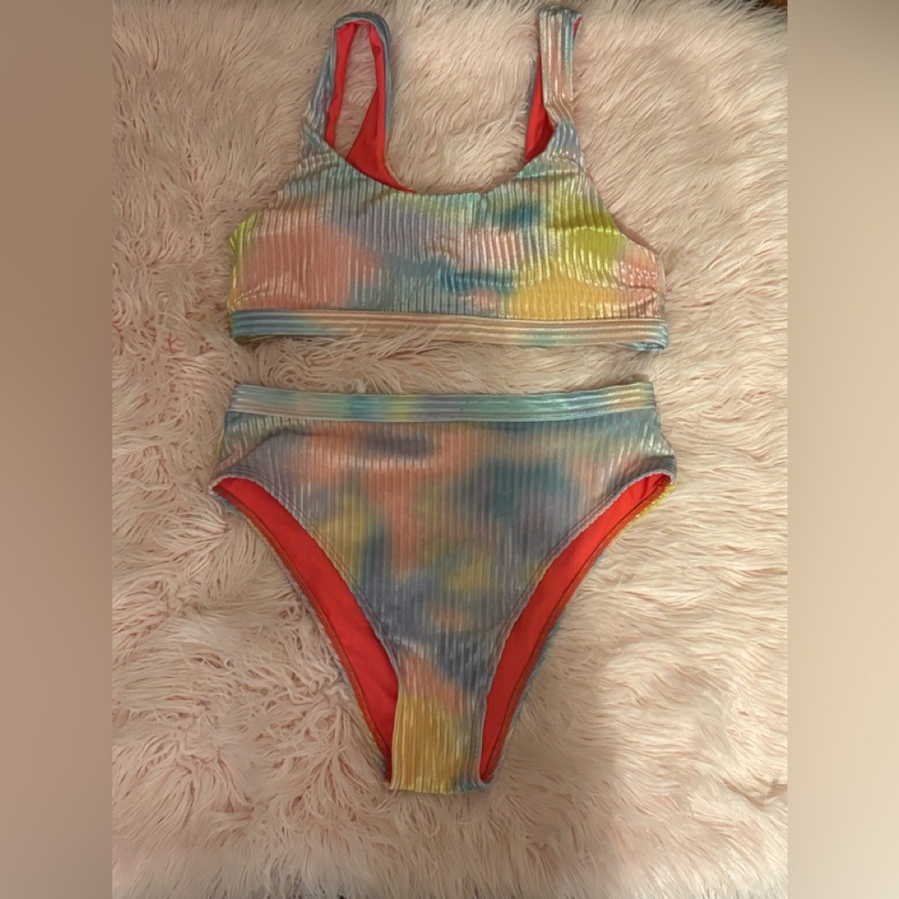 Woman’s Tye Dye Bikini Set Sz Medium
